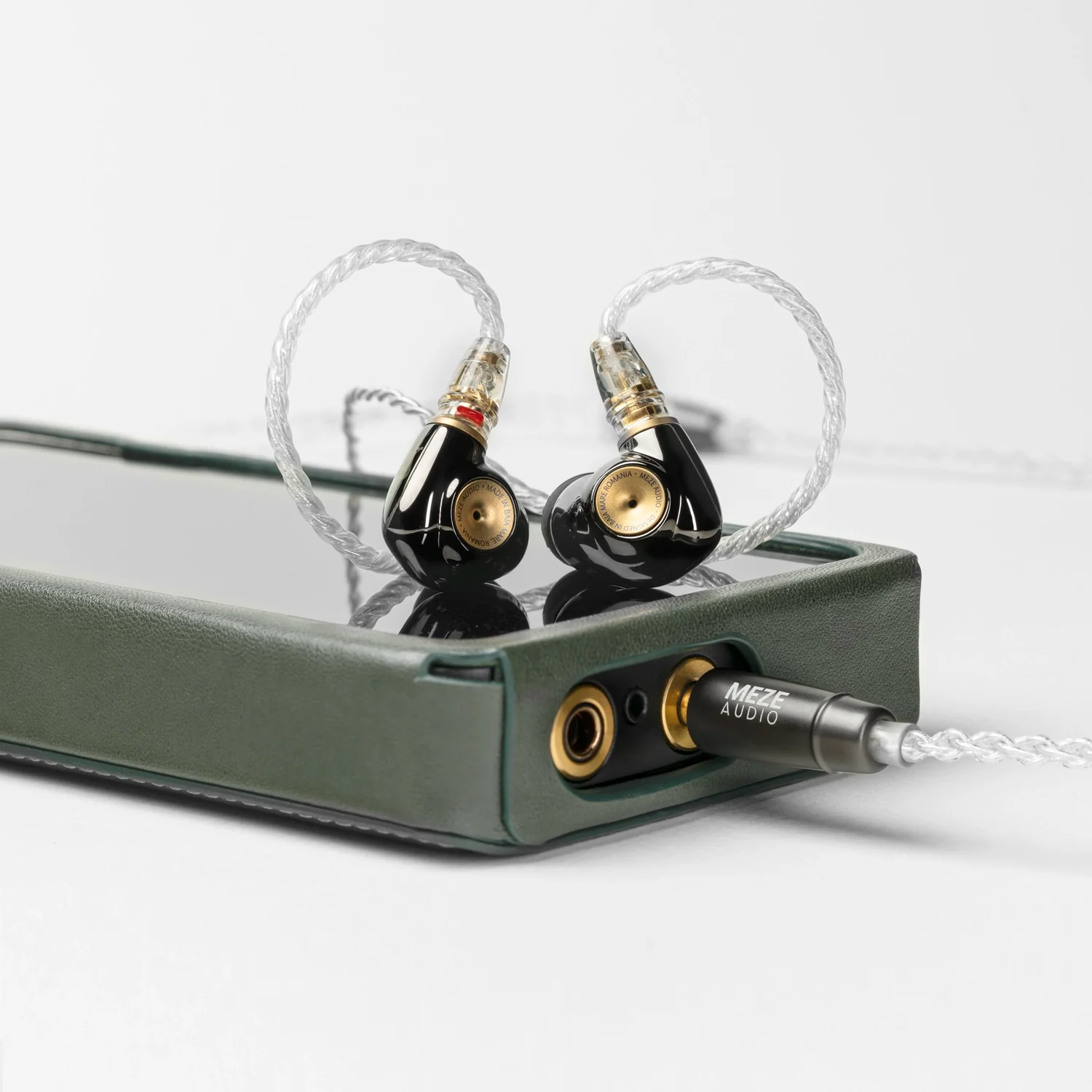 MMCX SILVER-PLATED UPGRADE CABLE - Image 4